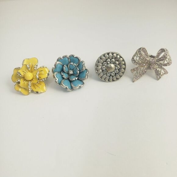 Lot of costume rings - Picture 1 of 5